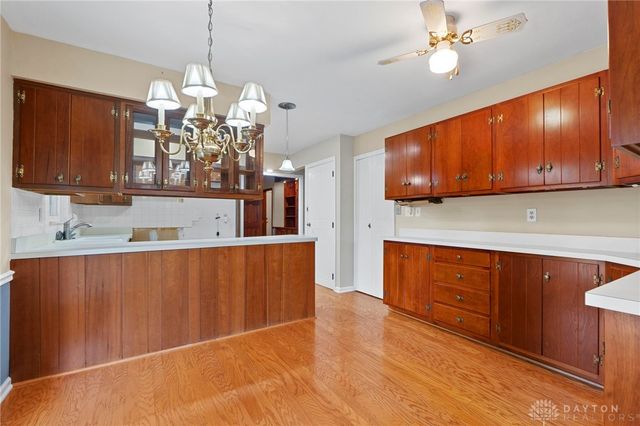 2933 Stonehaven Drive, Springfield, OH 45503