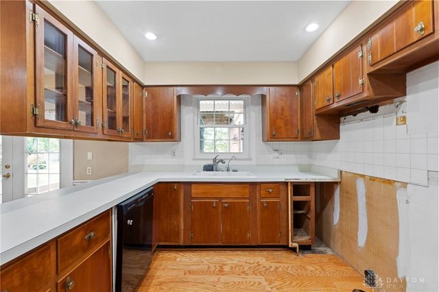 2933 Stonehaven Drive, Springfield, OH 45503