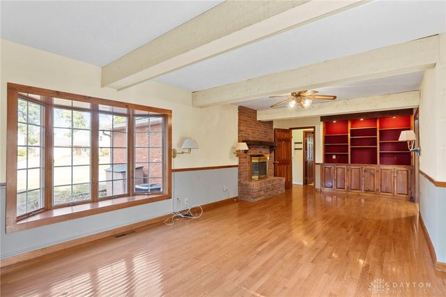 2933 Stonehaven Drive, Springfield, OH 45503