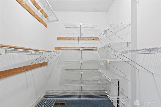 2933 Stonehaven Drive, Springfield, OH 45503