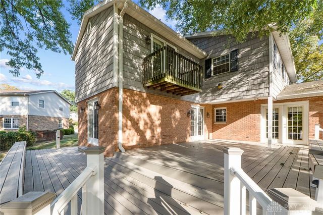 2933 Stonehaven Drive, Springfield, OH 45503