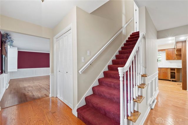 2933 Stonehaven Drive, Springfield, OH 45503