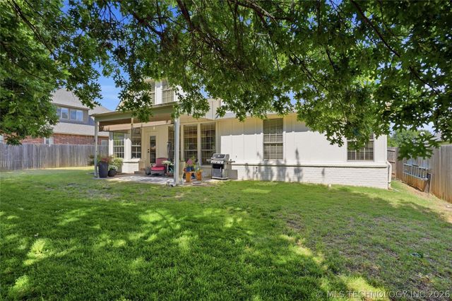 11918 S 92nd East Avenue, Bixby, OK 74008