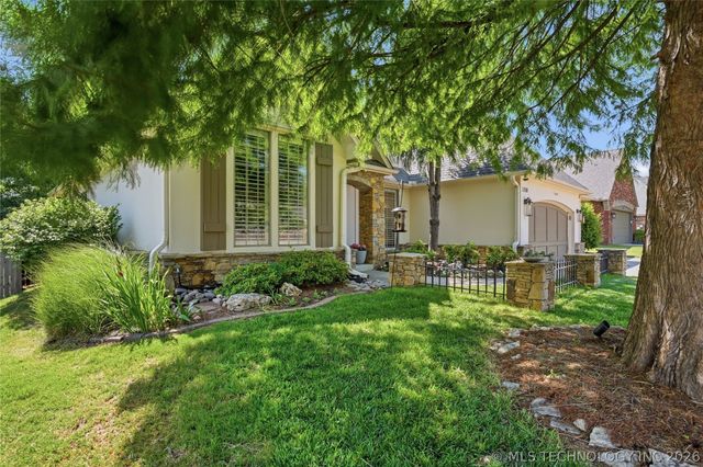 11918 S 92nd East Avenue, Bixby, OK 74008