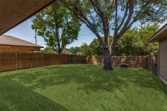 7701 Seascape Drive, Rowlett, TX 75088