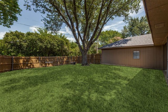 7701 Seascape Drive, Rowlett, TX 75088