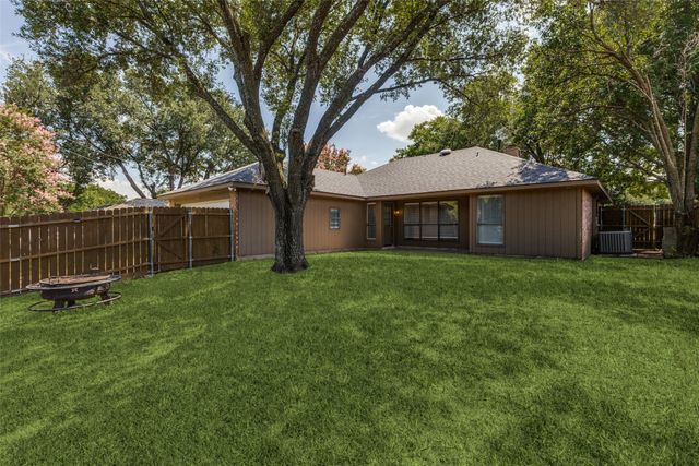 7701 Seascape Drive, Rowlett, TX 75088