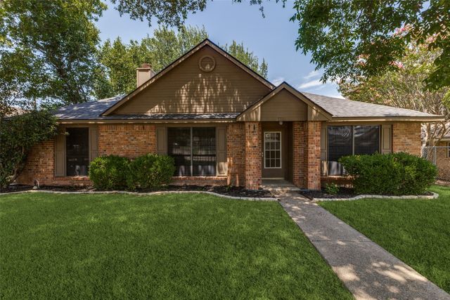 7701 Seascape Drive, Rowlett, TX 75088