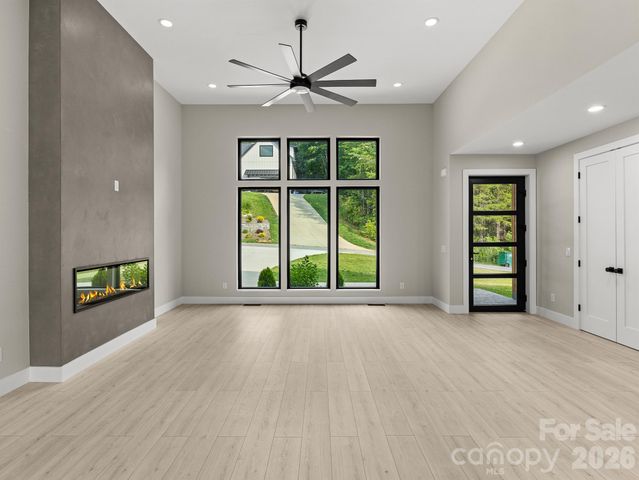 4 Tremorra Trail, Leicester, NC 28748