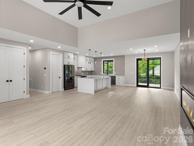 4 Tremorra Trail, Leicester, NC 28748