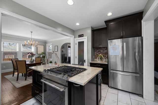 1435 Jersey Ridge Road, Davenport, IA 52803