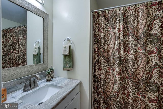 58 SHEFFIELD PL, Southampton, NJ 08088