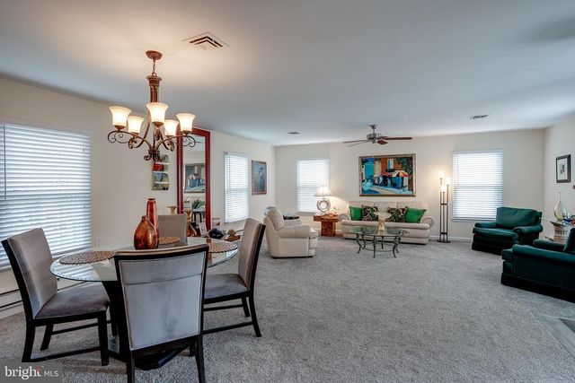 58 SHEFFIELD PL, Southampton, NJ 08088