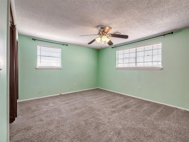 8033 NW 31st Street, Bethany, OK 73008