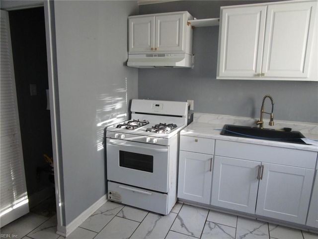 919 Ridgeway AVE, Hampton, VA 23661