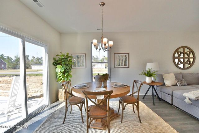 100 S Bandwheel Way, Hampstead, NC 28443