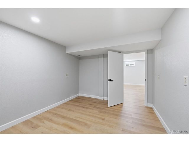 6131 Wolff St, Arvada, CO 80003