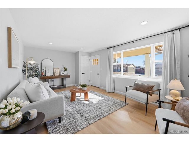 6131 Wolff St, Arvada, CO 80003