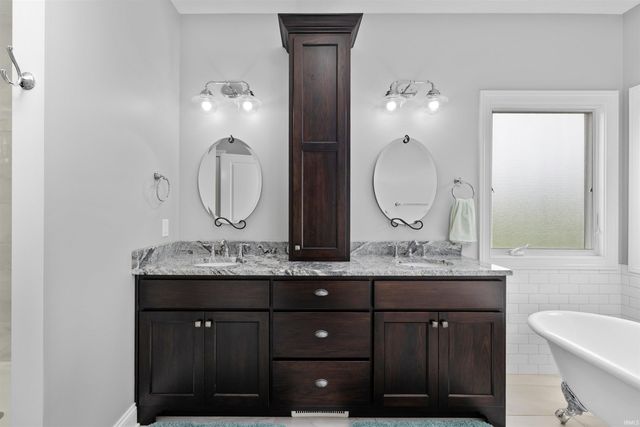 3529 Highlander Cove, Auburn, IN 46706