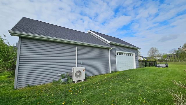 3529 Highlander Cove, Auburn, IN 46706