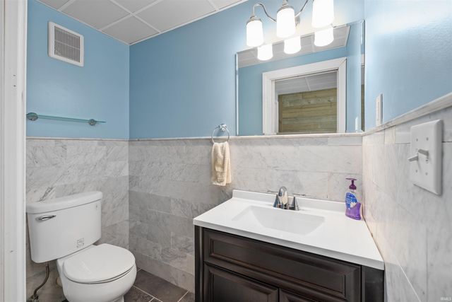 3529 Highlander Cove, Auburn, IN 46706