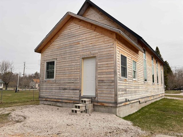 8187 River Gg Street, Nahma, MI 49864