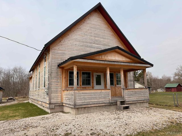 8187 River Gg Street, Nahma, MI 49864