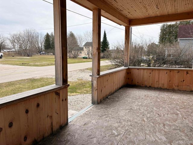 8187 River Gg Street, Nahma, MI 49864