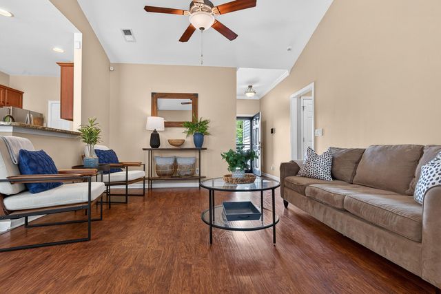 199 Highwoods Plantation Avenue, Summerville, SC 29485