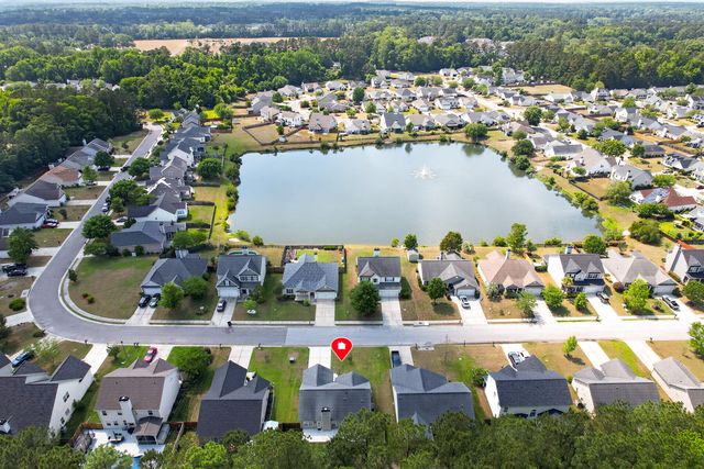 199 Highwoods Plantation Avenue, Summerville, SC 29485