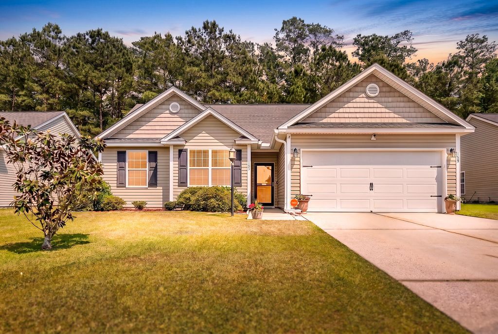 199 Highwoods Plantation Avenue, Summerville, SC 29485