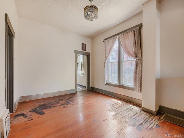 3060 N Josephine St, Denver, CO 80205