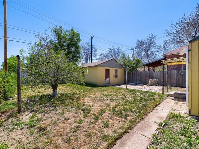 3060 N Josephine St, Denver, CO 80205