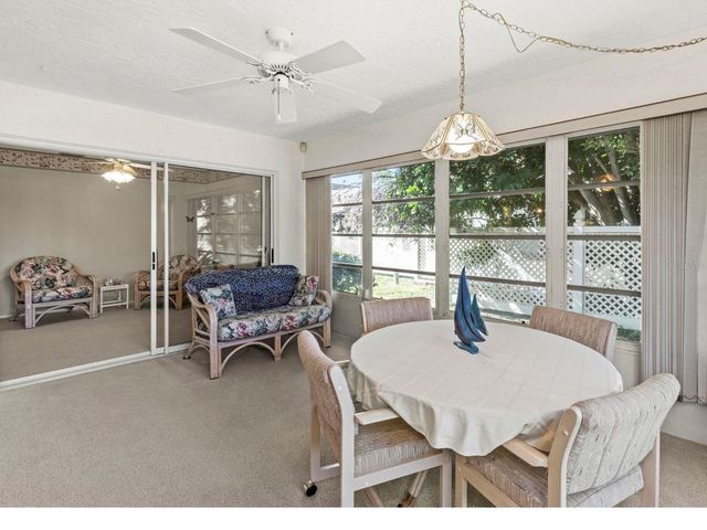 5704 34TH COURT W, Bradenton, FL 34210