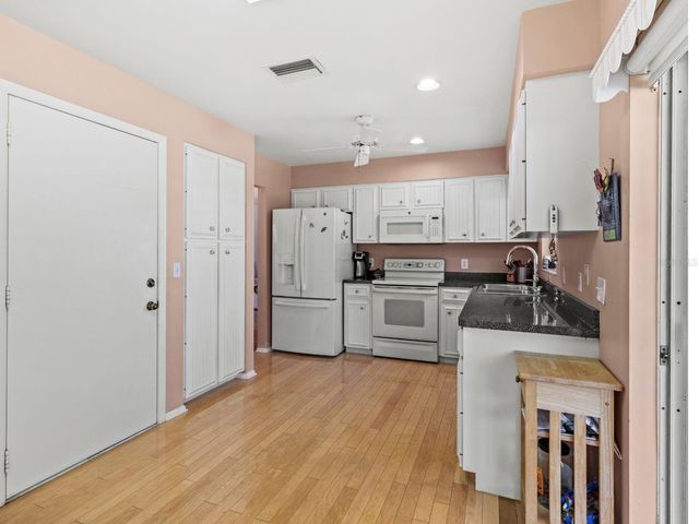 5704 34TH COURT W, Bradenton, FL 34210