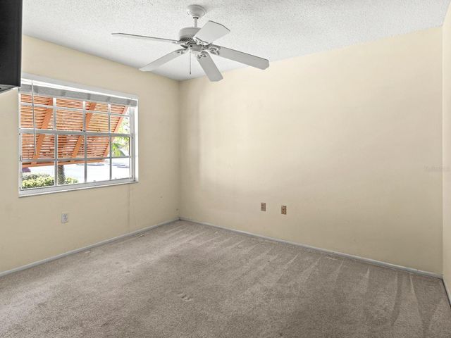 5704 34TH COURT W, Bradenton, FL 34210