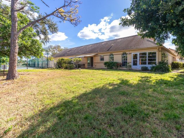 5704 34TH COURT W, Bradenton, FL 34210