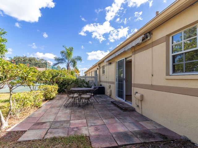 5704 34TH COURT W, Bradenton, FL 34210