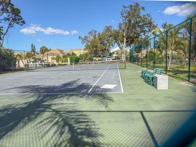 5704 34TH COURT W, Bradenton, FL 34210