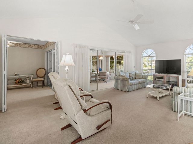 5704 34TH COURT W, Bradenton, FL 34210