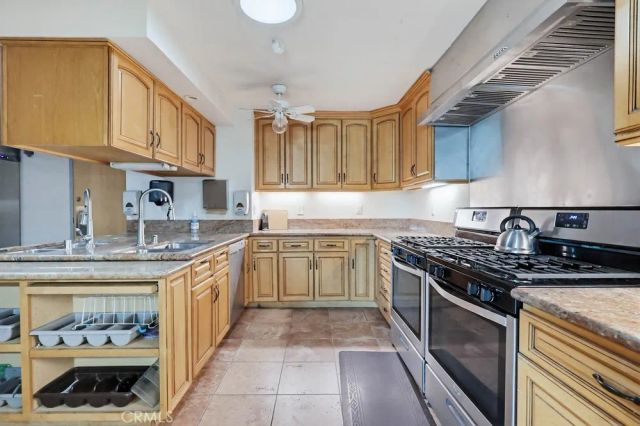 2275 W 25th 191, San Pedro, CA 90732