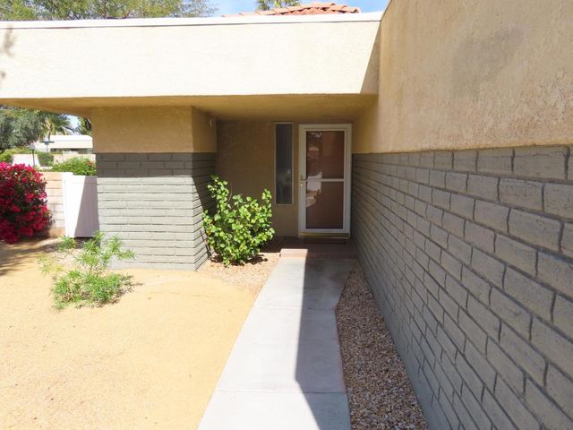 3092 Sunflower Circle E 90, Palm Springs, CA 92262