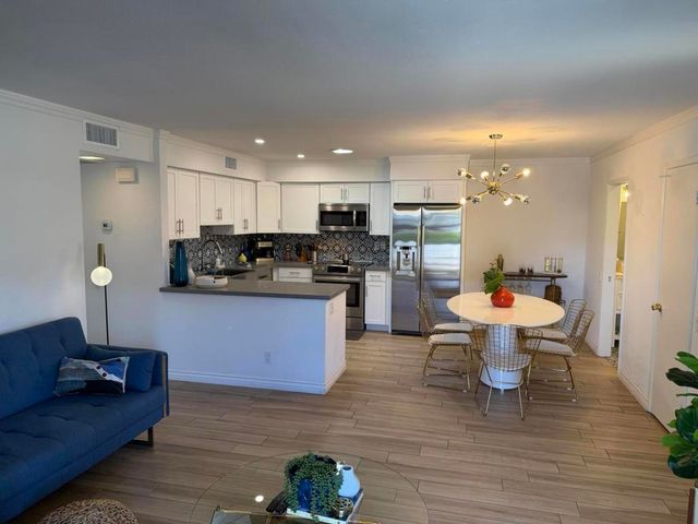 3092 Sunflower Circle E 90, Palm Springs, CA 92262