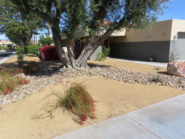 3092 Sunflower Circle E 90, Palm Springs, CA 92262