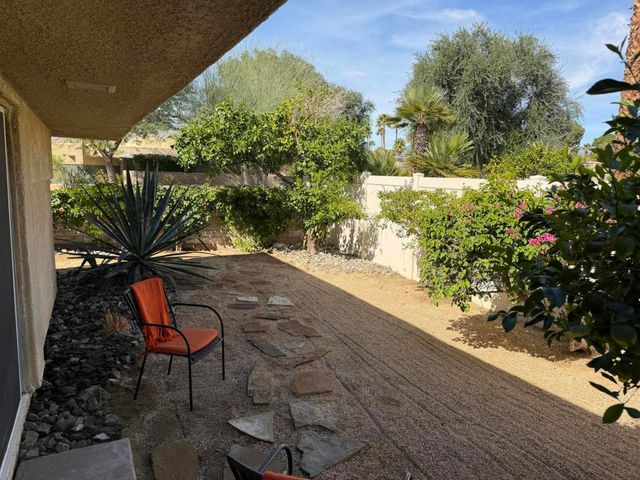 3092 Sunflower Circle E 90, Palm Springs, CA 92262