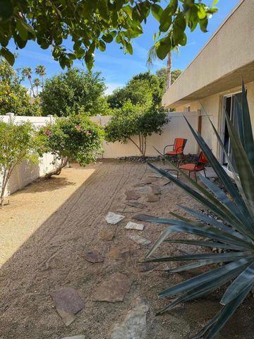 3092 Sunflower Circle E 90, Palm Springs, CA 92262