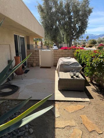 3092 Sunflower Circle E 90, Palm Springs, CA 92262