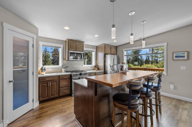 16732 Contorta Place, La Pine, OR 97739
