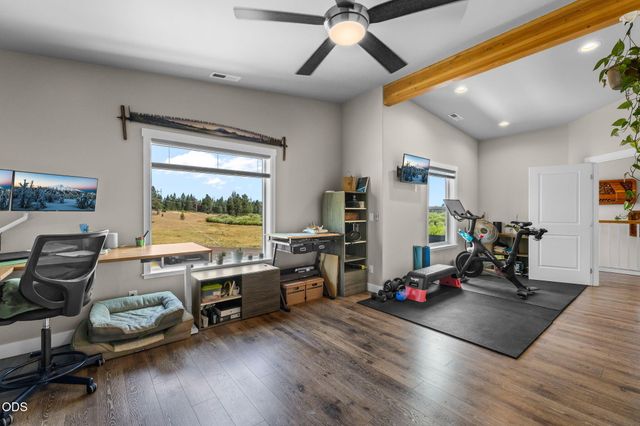 16732 Contorta Place, La Pine, OR 97739