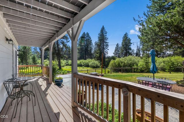 16732 Contorta Place, La Pine, OR 97739
